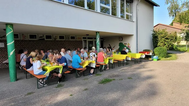 Helferfest 2021 im Schulhof – Aufnahme 4