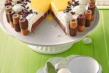 Traumhafte Eierlikör- Sahnetorte &ndash; Rezept des Monats April 2022