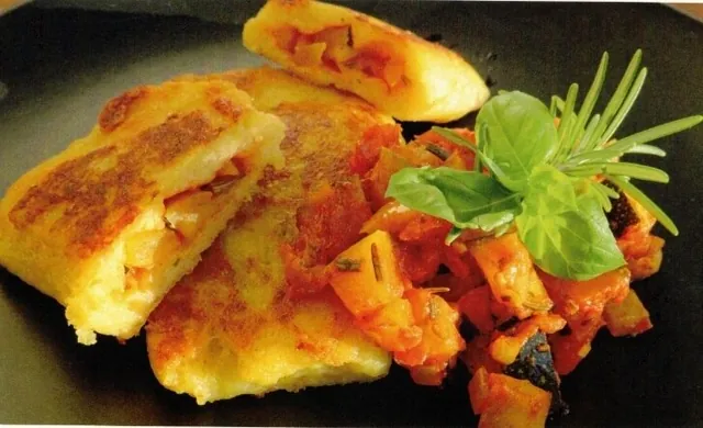 Mediterrane Kartoffeltaschen &ndash; Rezept des Monats Oktober 2023